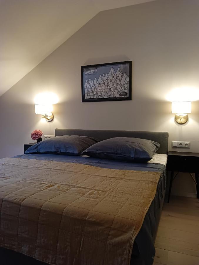 Appartment Schloss-Zeit 아샤우임히엠가우 외부 사진